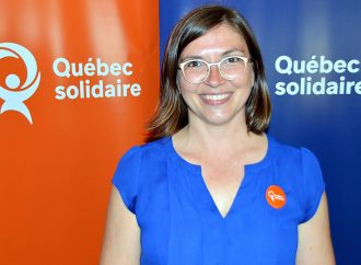 La candidate de Québec solidaire dans Johnson Sarah Saint-Cyr Lanoie prend position sur l’agriculture écoresponsable