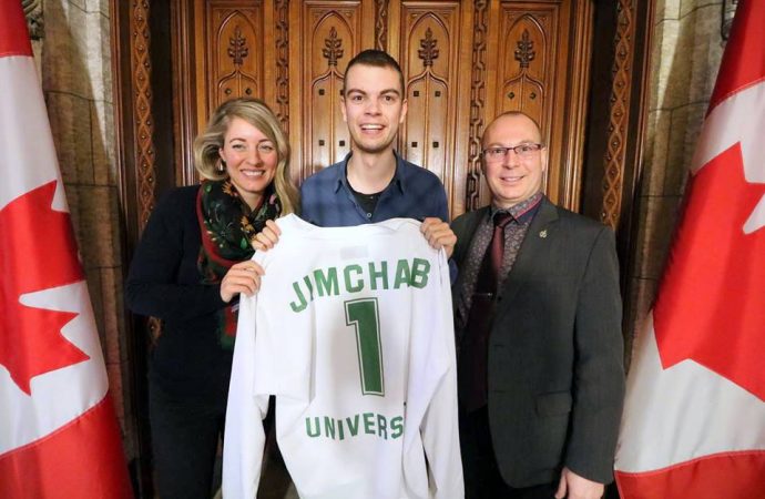 Jimchab rencontre la ministre Mélanie Joly au Parlement du Canada