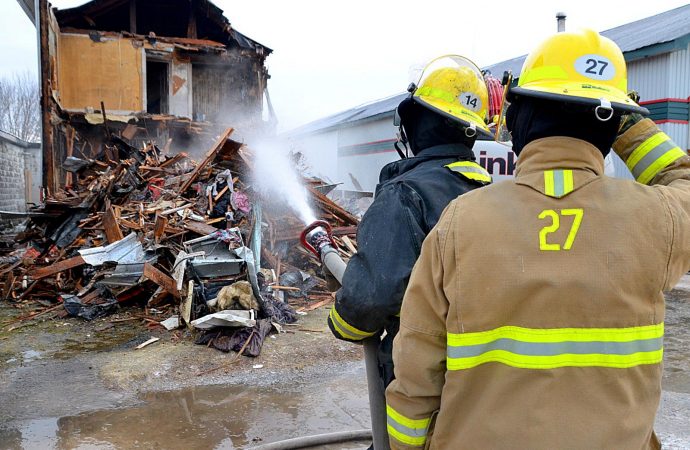 Les pompiers de Durham-Sud interviennent dans un incendie de résidence