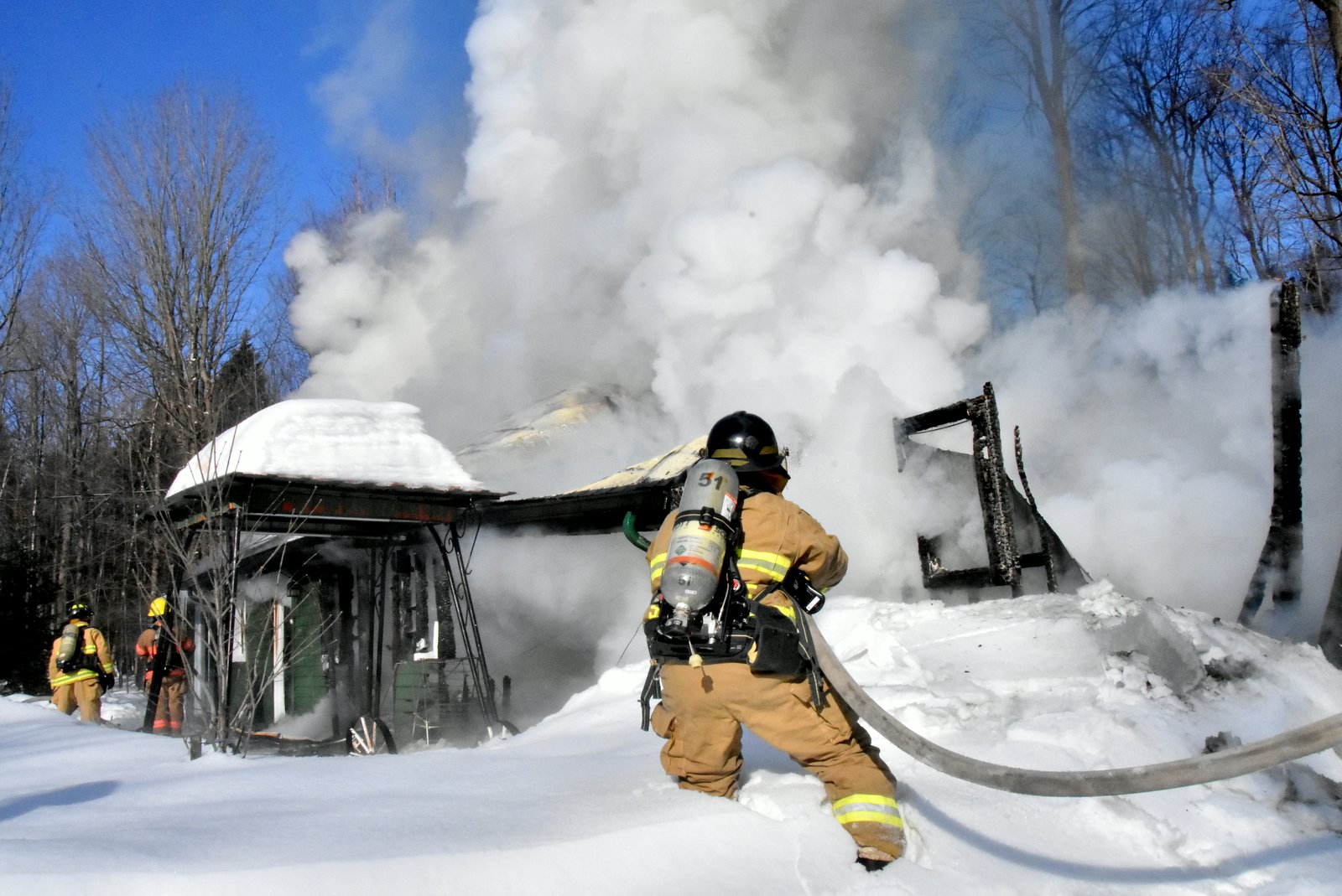 20190228_incendieStCyrille@Cr Photo Eric Beaupré vingt55-001