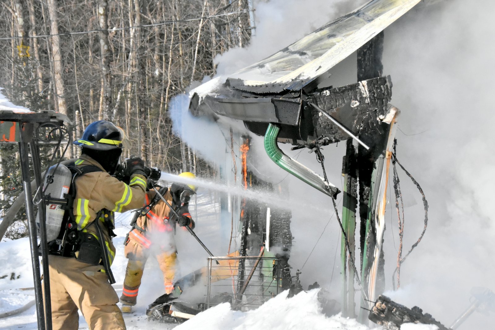 20190228_incendieStCyrille@Cr Photo Eric Beaupré vingt55-003