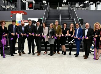 Buropro Citation double sa superficie et gagne!