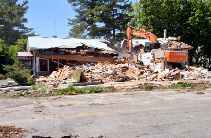 La Brochetterie Cité Grecque disparaît définitivement et laissera place à un A&W