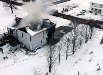 Une résidence lourdement endommagée par un incendie à Saint-Cyrille-de-Wendover
