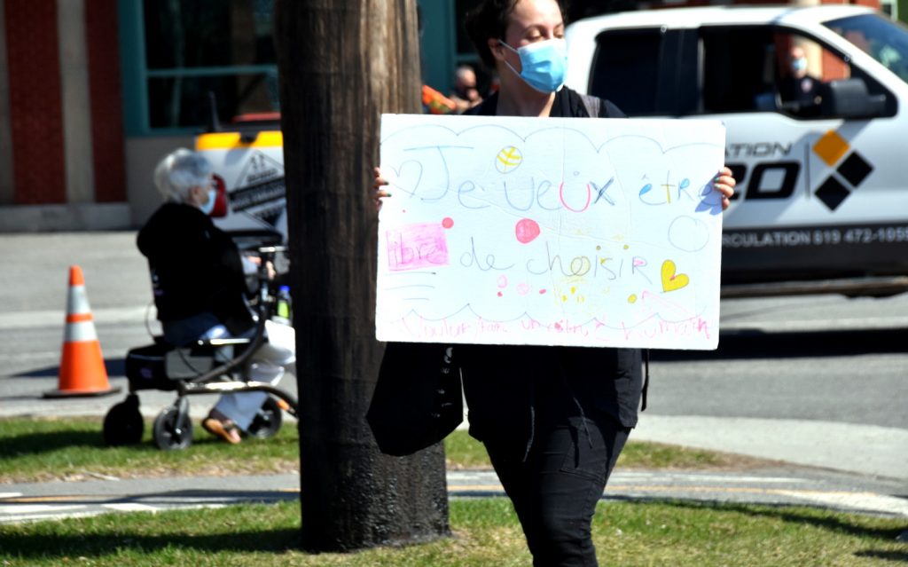 Manif Drumond Covid19 @ Crédit photo Eric Beaupré Vingt55-003