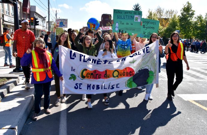Marche pour le climat, une participation record à Drummondville pour le mouvement planétaire.