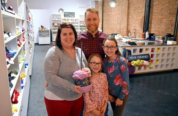 Pelotes & Cie: Une nouvelle entreprise familiale tricotée serrée à Drummondville