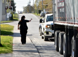Distraction au volant – 1 900 constats d’infraction pour l’utilisation d’un appareil électronique portatif au volant