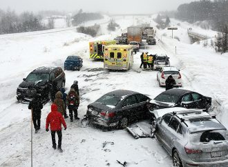 Plus de 200 véhicules impliqués dans une série de carambolages sur l’autoroute 20 EST à la hauteur de Val-Alain