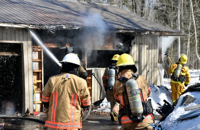 Incendie rapidement maîtrisé dans un garage sur le chemin Hemming