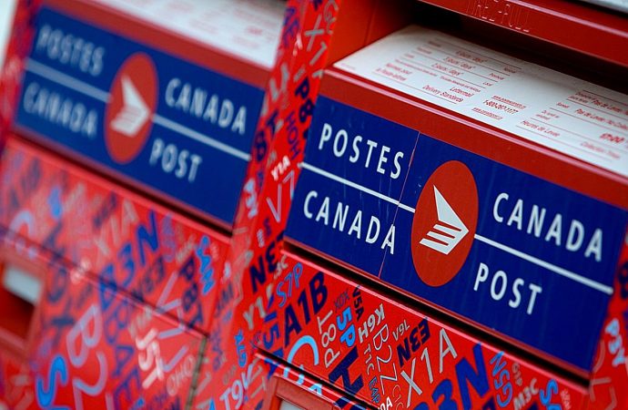 Le STTP remet à Postes Canada les préavis de grève