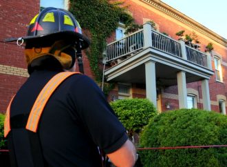 Un balcon menace de céder sous le poids d’un jardin urbain