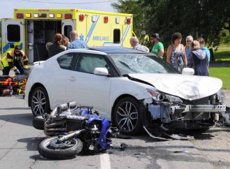 Spectaculaire accident de motocyclette à L’Avenir