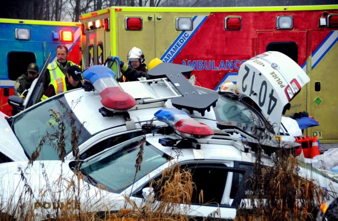 Wickham – Sortie de route de 2 véhicules de la SQ et un véhicule civil fait 3 blessés