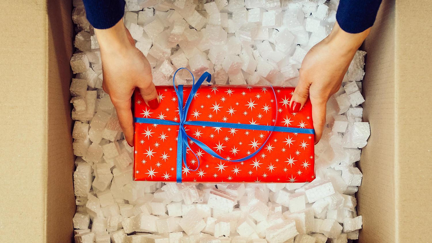 Papiers cadeaux : lesquels choisir pour un Noël écoresponsable ? : Femme  Actuelle Le MAG