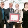Le président du Groupe Canimex, Roger Dubois, reçoit un diplôme honorifique du Cégep de Drummondville