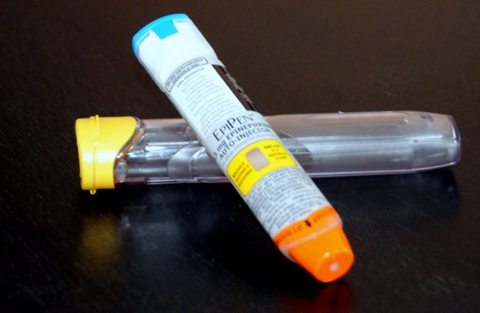 Énoncé de Pfizer Canada: Interruption de l’approvisionnement en auto-injecteurs EpiPen® (0,3 mg)