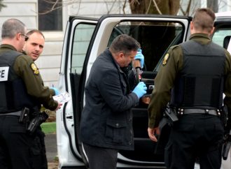 Arrestation d’un homme lourdement armé au centre-ville de Drummondville