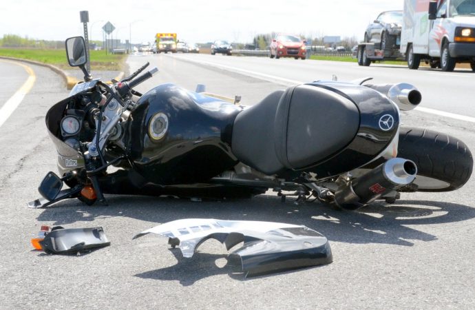 La distraction au volant tue les motocyclistes – Lancement officiel du Mois de la sensibilisation de la sécurité à la moto