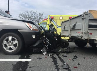 Accident sur le boulevard Lemire impliquant une voiture et un scooter