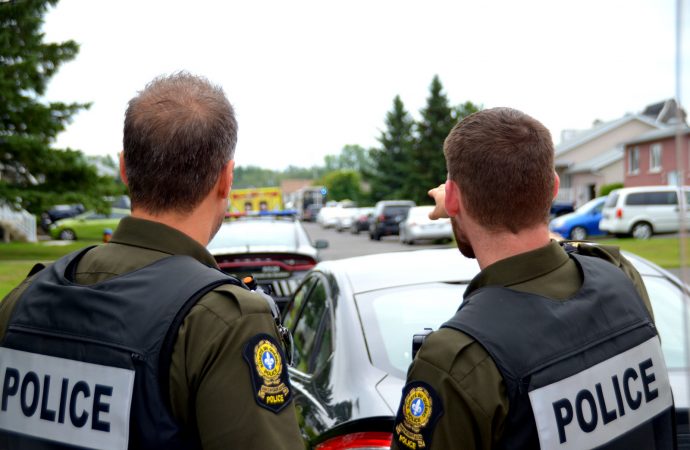 Homme barricadé à Drummondville-L’individu de 30 ans se rend aux policiers