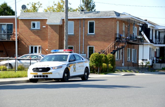 Un homme interpellé pour exhibitionnisme sème l’inquiétude sur la rue Lalemant à Drummondville