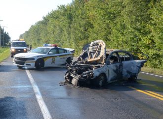 Un conducteur percute un véhicule de la Sûreté du Québec (SQ) sur la 155 direction sud