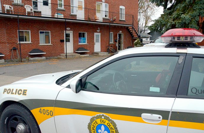 Perquisition de la Sûreté du Québec rue St-Jean à Drummondville