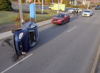 Début de journée difficile pour une jeune conductrice à Drummondville