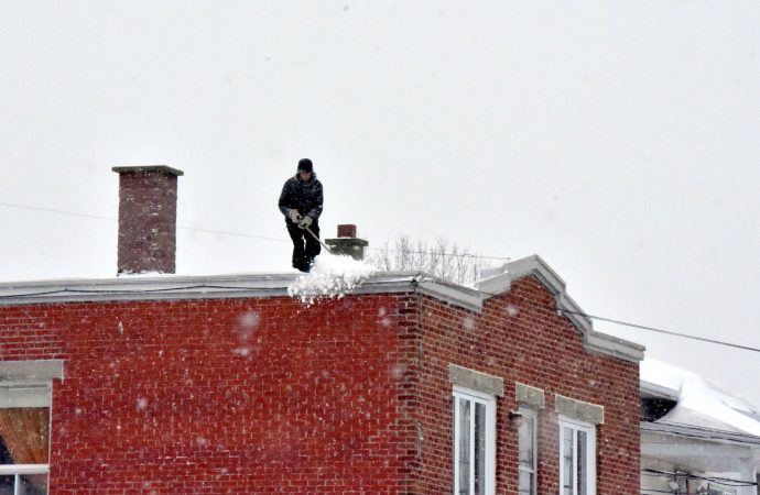 Poids de la neige et structure des bâtiments, soyez vigilants