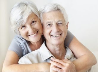 Le CCEG obtient une subvention de 202 995 $ pour un nouveau projet de recherche Sur l’attachement chez les couples aînés dans un contexte de proche aidance.