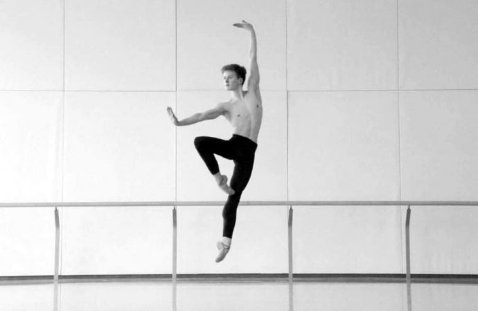 Le danseur professionnel William Tessier-Legault choisit l’Académie de ballet de Drummondville