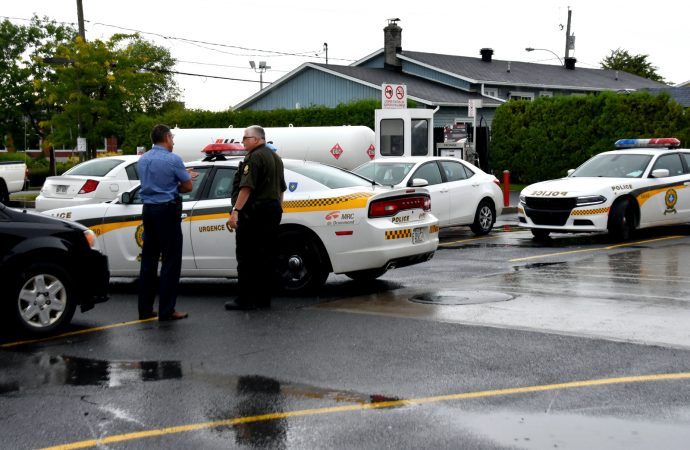 Un individu de 39 ans arrêté par les policiers de la SQ Drummond après avoir immolé son ex-conjointe à Québec