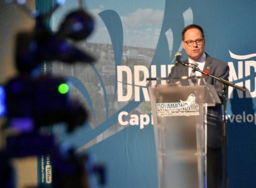 Le parcours municipal d’Alexandre Cusson, ex-maire de Drummondville, salué par l’Union des municipalités du Québec
