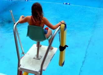 Sauvetage d’une nageuse et atlhète à l’Aqua complexe de Drummondville