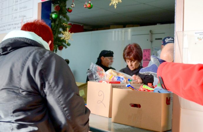 Près de 1700 paniers de Noël distribués dans les foyers de la MRC Drummond