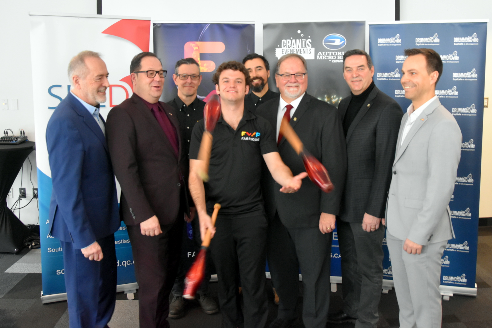 Drummondville sera cirque cet été avec Flip Fabrique et un spectacle ...