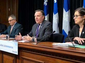 COVID-19 – François Legault annonce la fermeture des commerces le dimanche, à l’exception de certains services