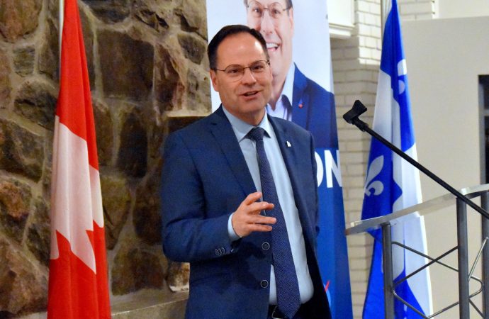 Course à la chefferie du PLQ – Alexandre Cusson a rempli toutes les exigences et est déclaré candidat officiel.