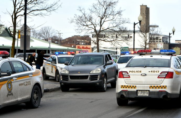 Interventions policières et arrestations remarquées à Drummondville