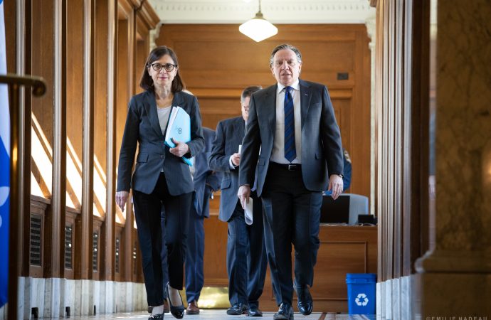 C’est aujourd’hui que Québec annoncera le plan de réouverture progressive des établissements scolaires et des services de garde
