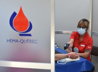Santé Canada approuve la demande de la Société canadienne du sang d’éliminer la période d’exclusion du don de sang pour les hommes ayant des relations sexuelles avec d’autres hommes