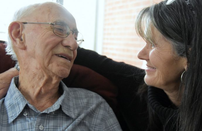 Programme Québec ami des aînés – Plus de 250 000 $ pour adapter les milieux de vie à la réalité des aînés du Centre-du-Québec