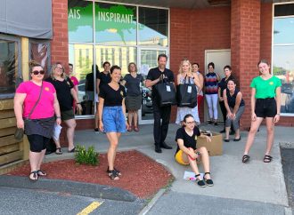Distribution auprès des familles « Les petits bonheurs organisent une 2 e tournée » à Drummondville