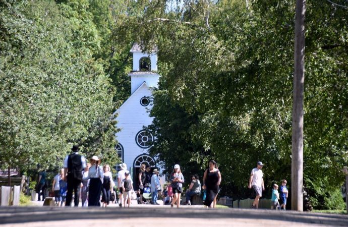 Québec annonce un plan de relance touristique de 806 544 $ pour la région du Centre-du-Québec