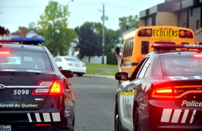 Un chauffeur d’autobus scolaire en retard a causé tout un émoi à Drummondville