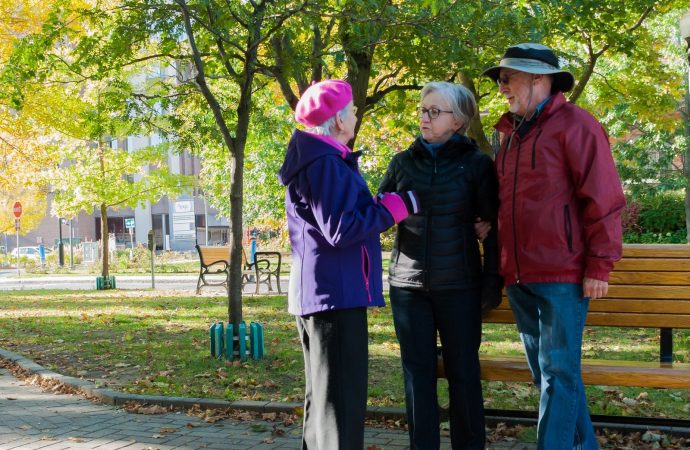 Politique municipale des aînés : la Ville de Drummondville consulte les citoyens aînés