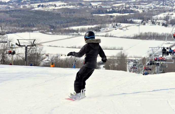 Alerte de précipitation de neige : enfin de « l’or blanc » pour les amateurs de skis et plaisir d’hiver !