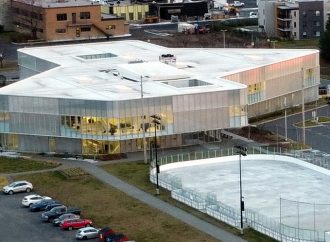 Pour briser l’isolement : l’écoute d’histoires de la bibliothèque publique accessible par téléphone