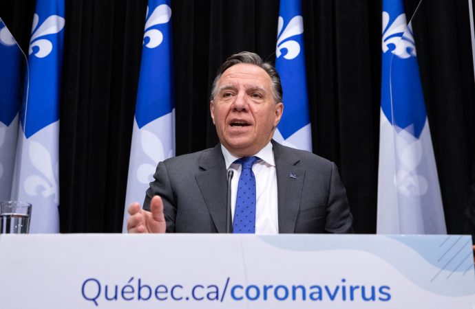 Le 11 mars sera une journée de commémoration nationale en hommage aux victimes de la pandémie annonce François Legault